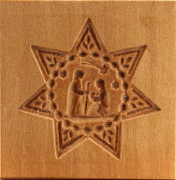 1114_8,5x8,5_Heilige Familie im Stall groß_Weihnachten